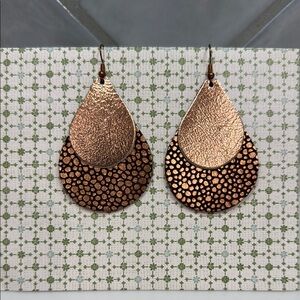 Copper/rose gold Teardrop leather Earrings